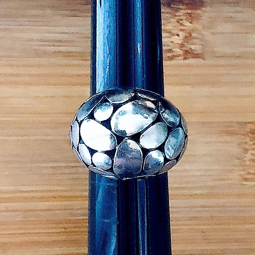$182 John Hardy Kali Pebble Dome Estate Ring  Sterling 15 Grams Designer Marked